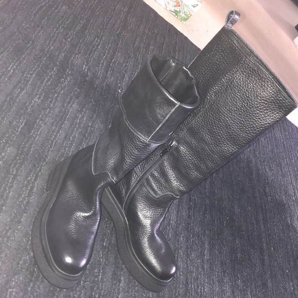 NWOT- EMANUELE CRASTO (EU40) Vitello Nizza nero-mattone chunky boots - Picture 15 of 16